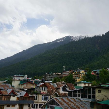 Hotel Magnolia Mallroad Manali Exterior photo