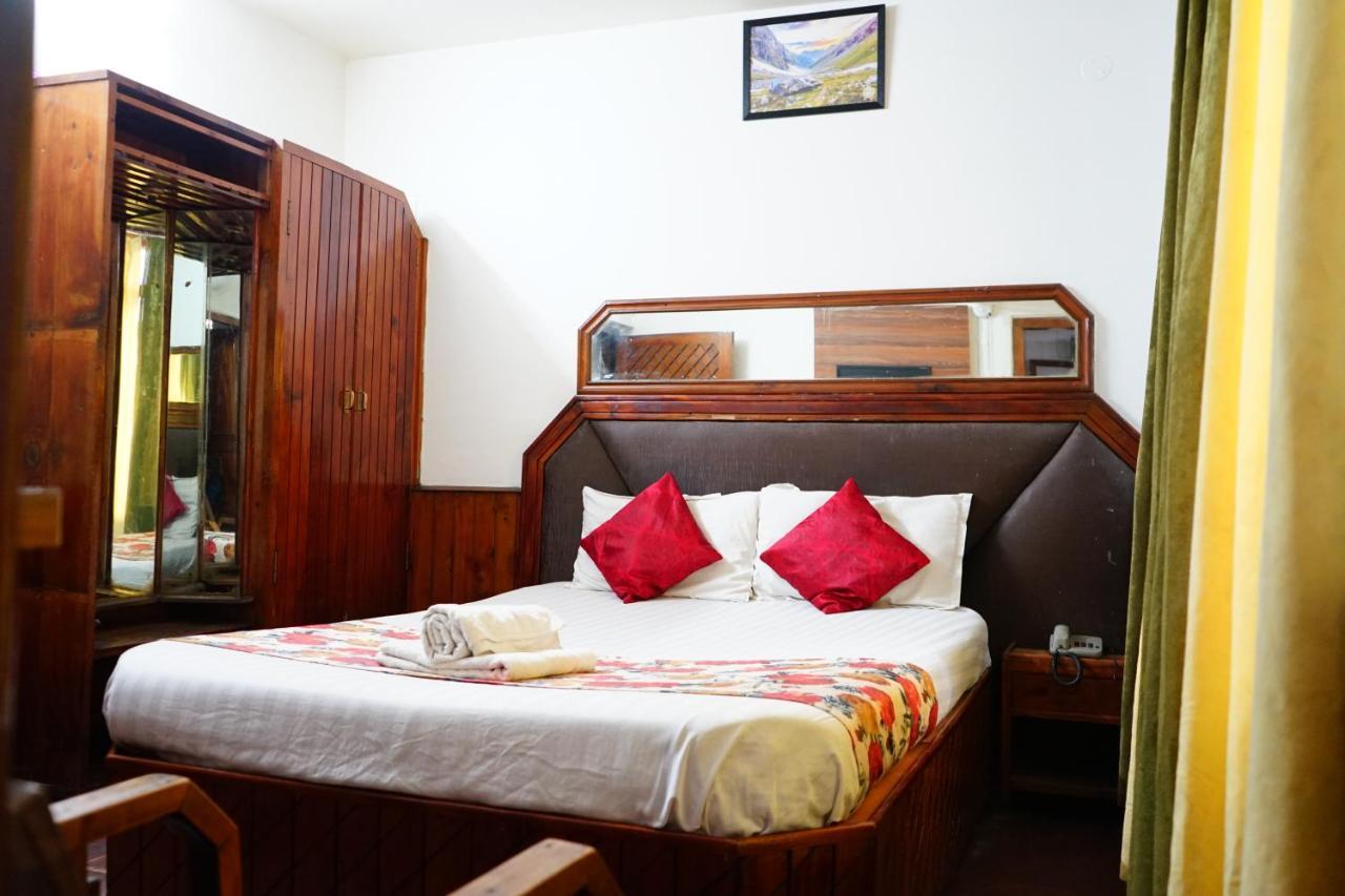 Hotel Magnolia Mallroad Manali Exterior photo